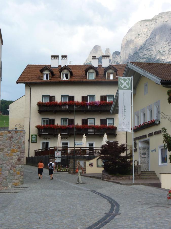 Gasthof Albergo Kreuzwirt Fiè Exterior foto